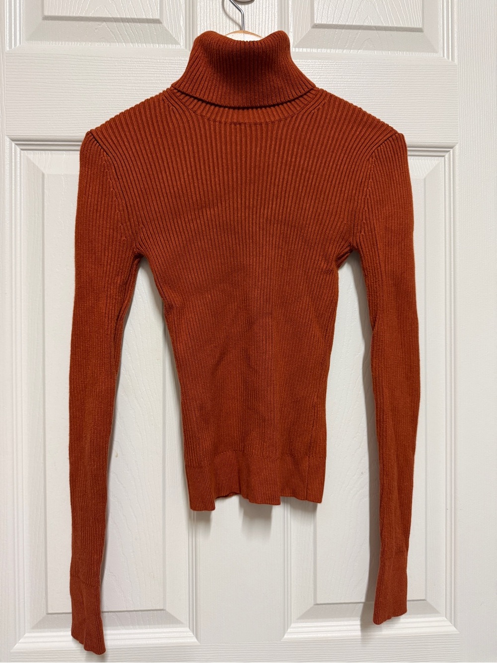 Abercrombie & Fitch Ribbed Rust Turtleneck Sweater